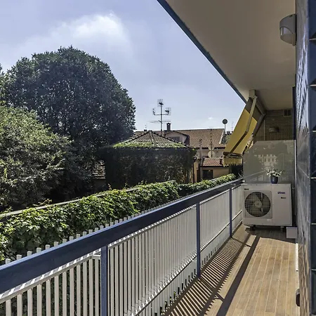Navigli - Rentclass Adelia Apartment Milan