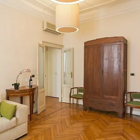 Hintown Canonica Apartment *