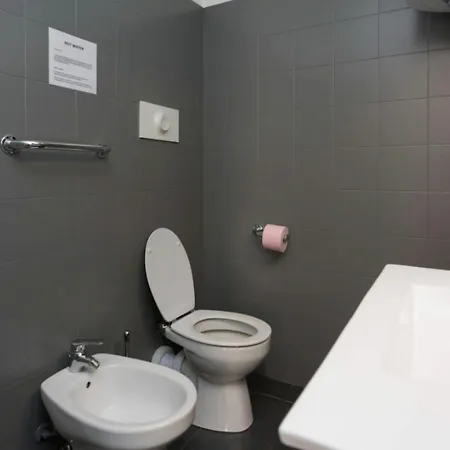 Short Rent Apartment *