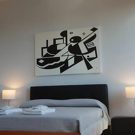 Bnbutler - Duomo - Galleria Unione Appartement