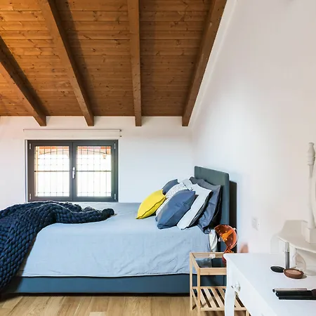 Homeathotel - Ampola Apartment 2*