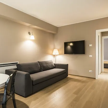 Myplace Corso 11