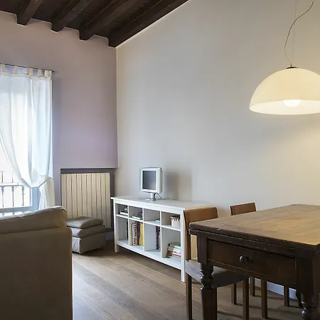 Easyhomes - Porta Venezia Oberdan Apartment Milan