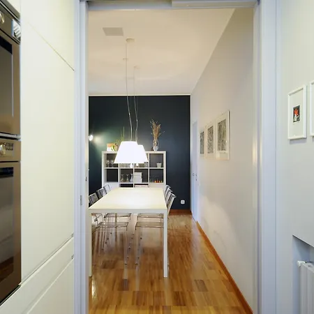 Urban District - Isola Exclusive 1br Apartment