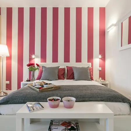 Notami - Violet Loreto Apartment