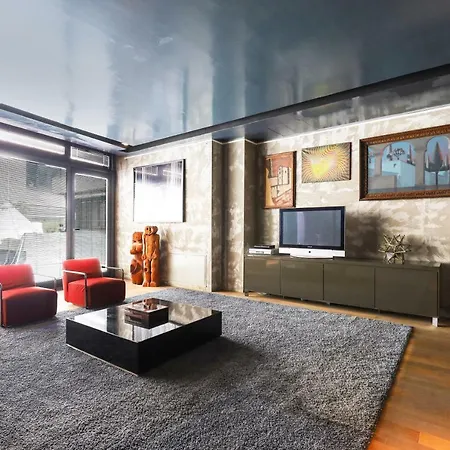 Apartment Suitelowcost Loreto Beroldo Mailand