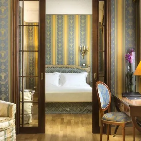 Hotell Sina De La