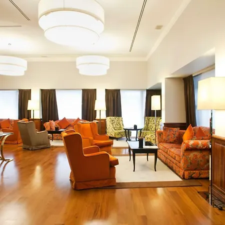 Sina De La Hotell 4*
