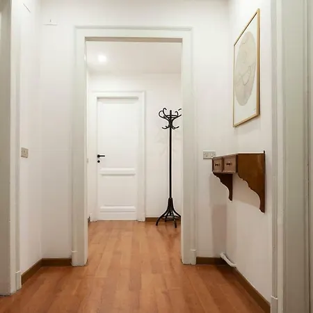 Apartment Italianway-urbano Iii