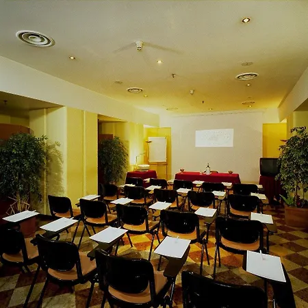 Regina Hotel 4*