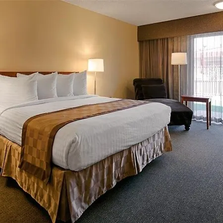 Hotel Lancaster 3*
