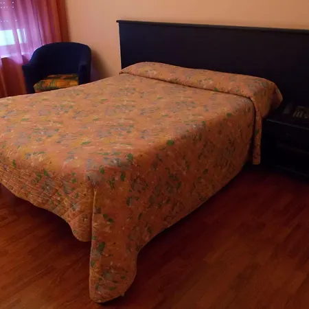 Pola Apartahotel Milán