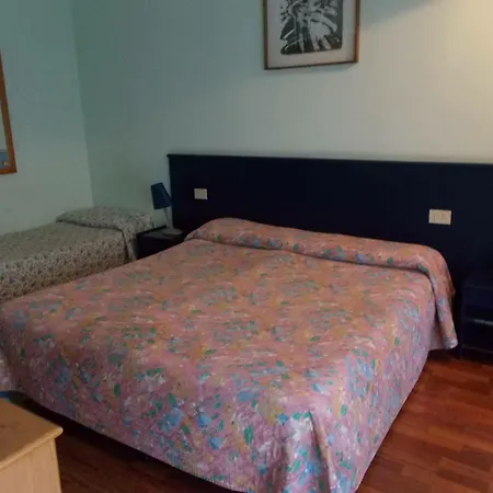 Apartahotel Pola Milán