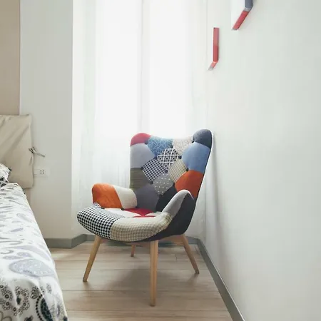 Apartment Chromotherapy House Milan