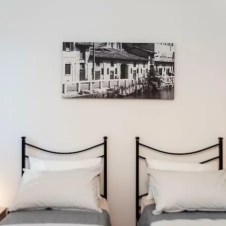 Vittoria 4 Apartment Milan