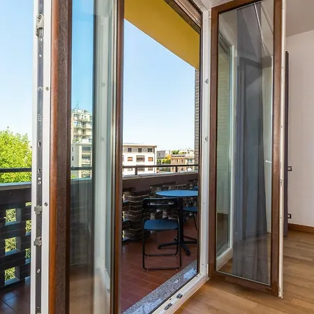 Apartment Vittoria 6 Milan
