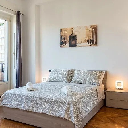 Vittoria 4 Apartment