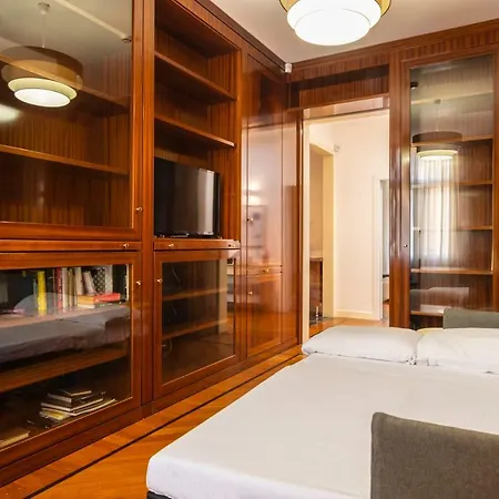 5 Bedrooms In The City Center Apartamento Milán
