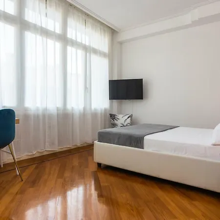 5 Bedrooms In The City Center