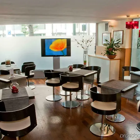 Windsor Hotel 4*