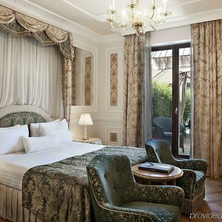 Baglioni Carlton - The Leading Of The World Hotel Milan