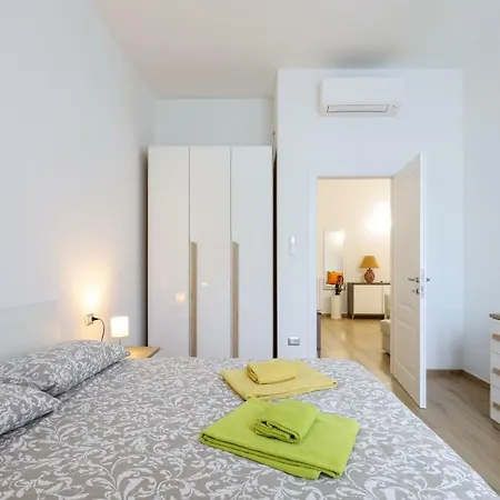 Primopiano - Sammartini Appartement Milaan