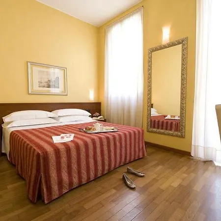 Fenice Ξενοδοχείο 3*