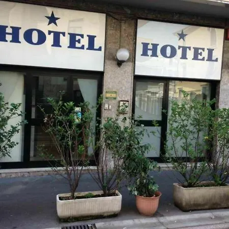 Salus فندق ميلان