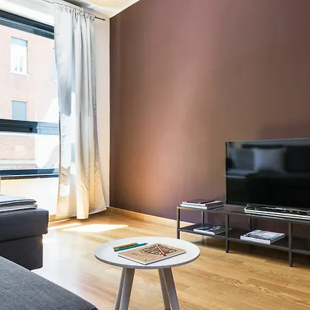Homeathotel - Naviglio Pavese 2*