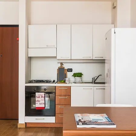 Apartment Homeathotel - Naviglio Pavese 2*