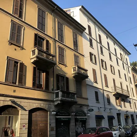 Garibaldi 2* Milan