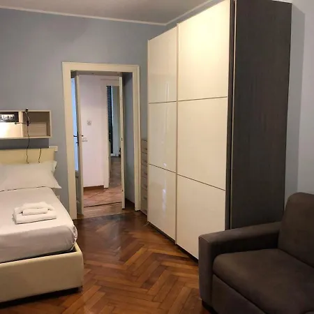 Bilocale Luminoso Vicinissimo Ai Navigli E Bocconi Apartment