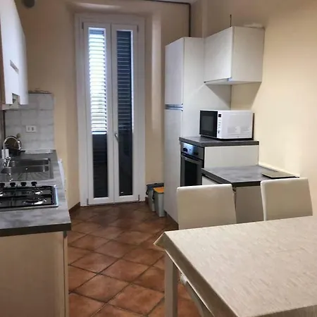 Apartment Bilocale Luminoso Vicinissimo Ai Navigli E Bocconi