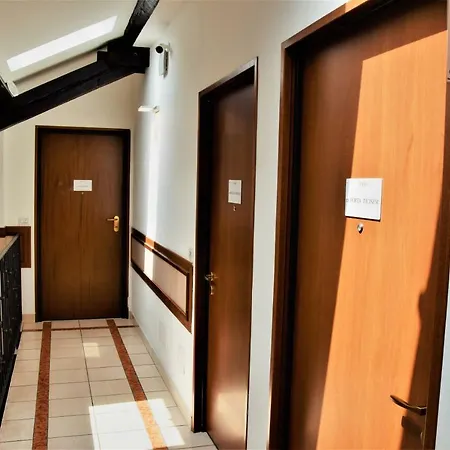 Santi's M3 Apartment *