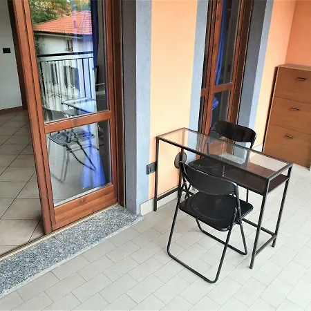 Colico 12 Apartment Milan