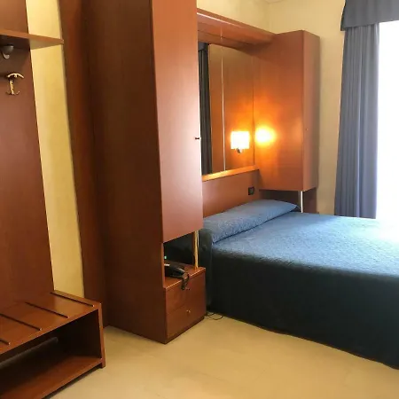 奥罗拉酒店 酒店