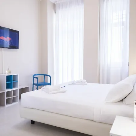Hemeras Boutique Homes - Design Near Duomo Cathedral Apartment Milan