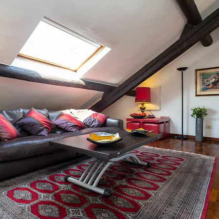 Penthouse Via Caradosso Appartamento
