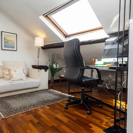 Appartamento Penthouse Via Caradosso *