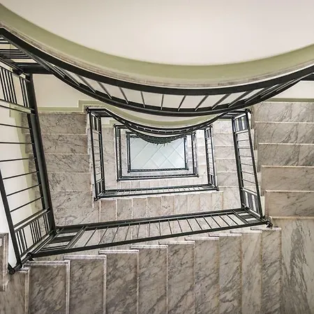 Rentclass - Plutarco Apartment