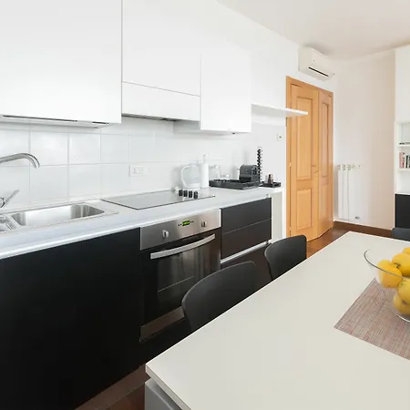 Mila Milart Apartment