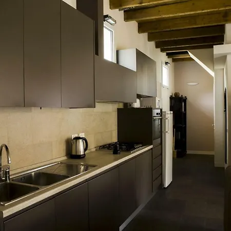Antico Borgo Apartment