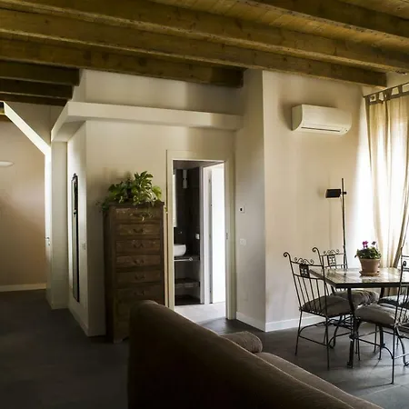 Antico Borgo Apartment Milan