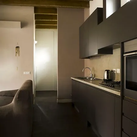 Apartment Antico Borgo Milan