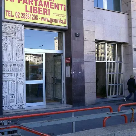 Apartment Piazzale Loreto Milan