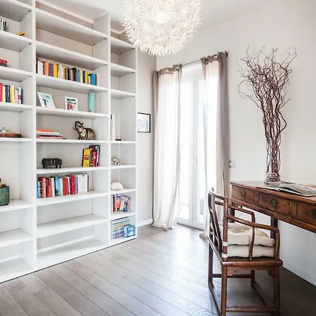 Lush Contemporary Flat, Wonderful And Wide Home With 3 Bedrooms, 6 Guests, By Houseinmilano *