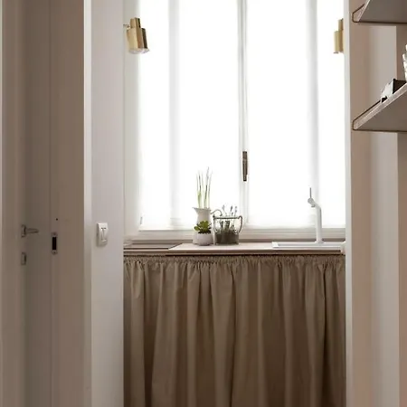 Ca Bela - Lambrate Flat 2 * ميلان