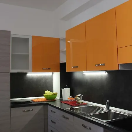 Piazzale Loreto Apartment Milan