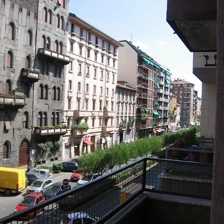 M1 Pasteur Apartment Milan