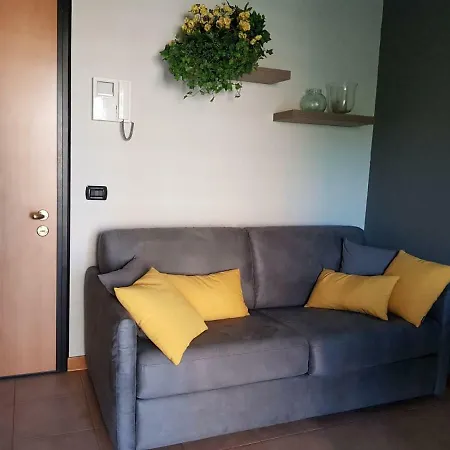 Sunflower House Ieo Ripamonti Daire *